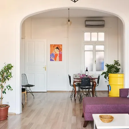 Apartment Apartment-large Balcony With View