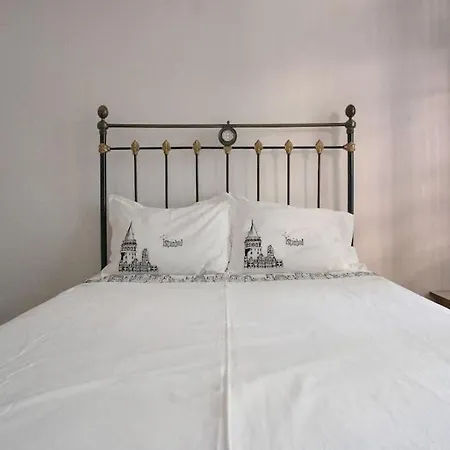 Apartment An Elegant 2 Bedroom With Stunning View *