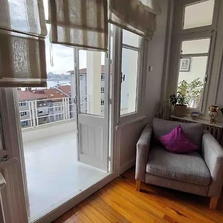 An Elegant 2 Bedroom With Stunning View *