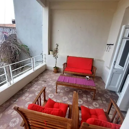 Apartment-large Balcony With View *